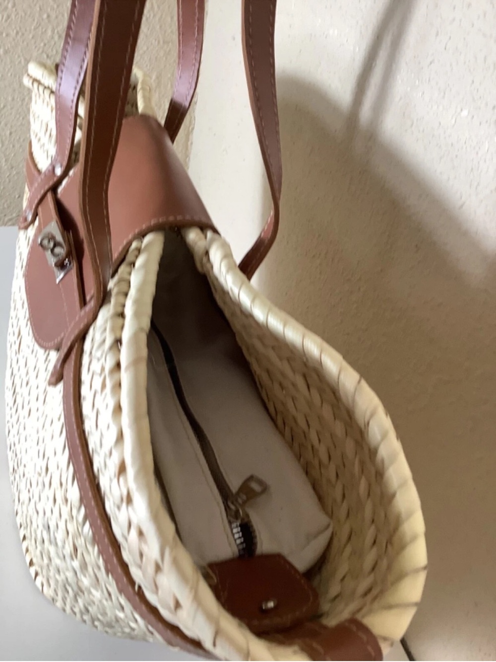 Moroccan Handmade straw french baskets with removable leather straps -Size Large - Picture 4 of 13